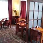 Ξενοδοχείο Hotel Villa Πράγα