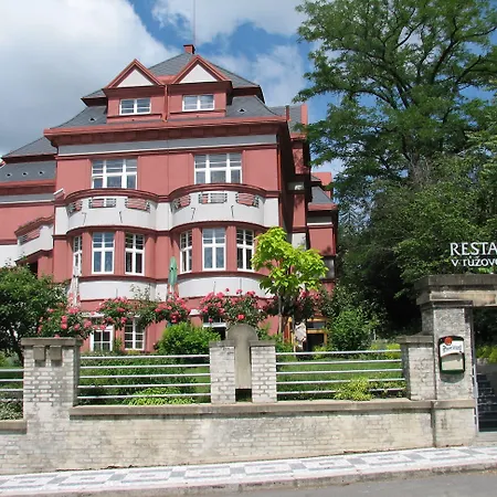 Hotel Villa Hotel 4*