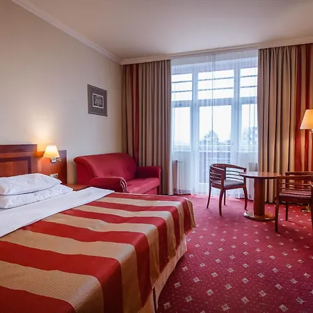 Hotel Villa Hotel 4*