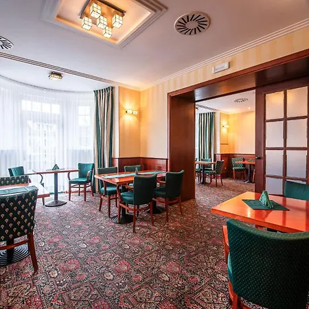 Hotel Hotel Villa 4*