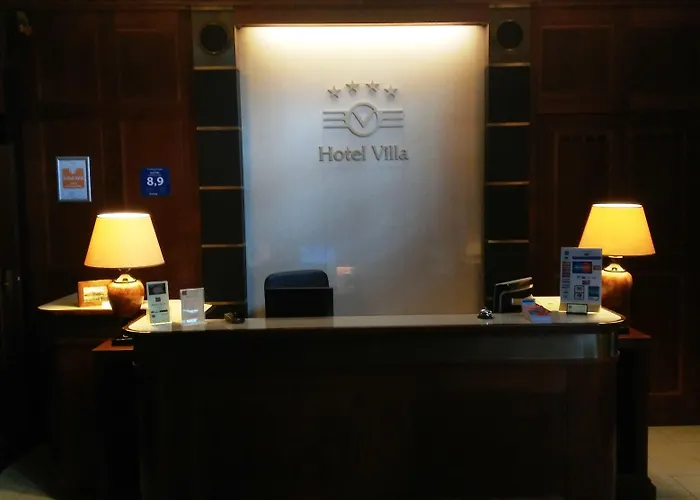 Hotel Villa מלון 4*
