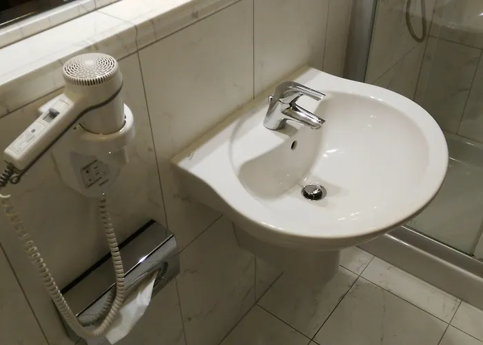 Hotel Villa 4* פראג