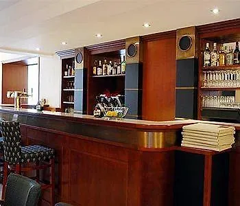 Hotel Villa מלון 4*